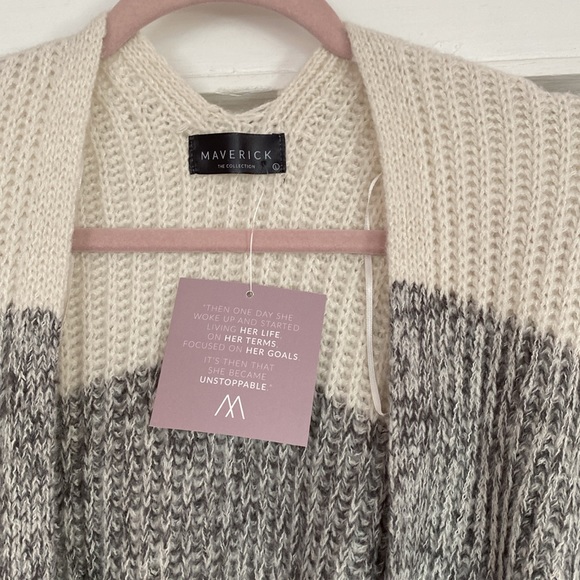 NWT Open Cardigan with Tassels - Picture 4 of 5